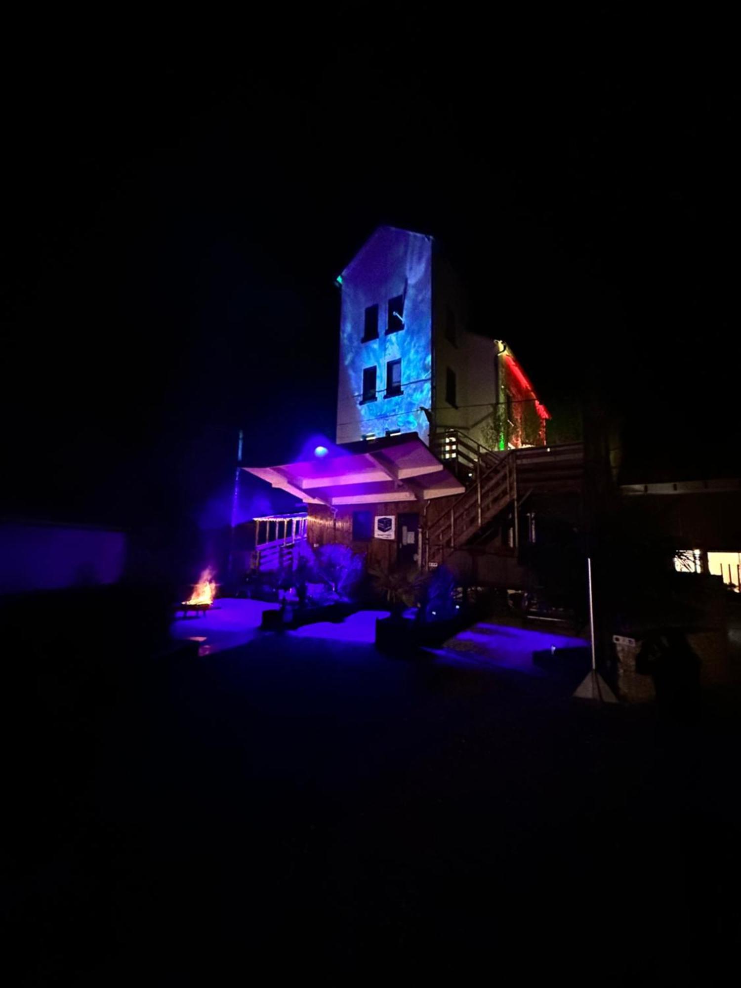 Gite Du Silo Epi De Mais Piscine Et Spa Toucy Екстериор снимка
